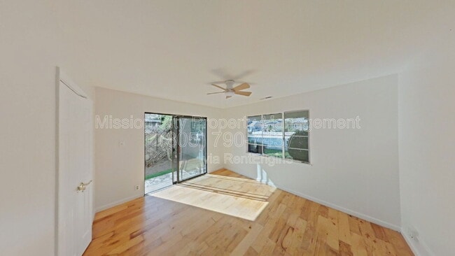 Building Photo - 721 Eucalyptus Ave