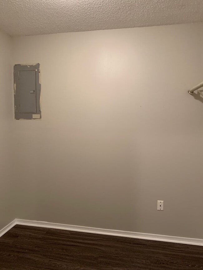 Building Photo - 1307 N. Arkansas-