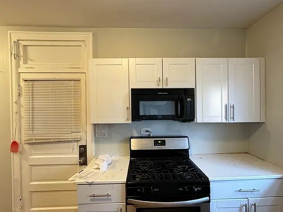 Building Photo - 4935 Hull St