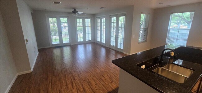Building Photo - 4249 Corrine Dr