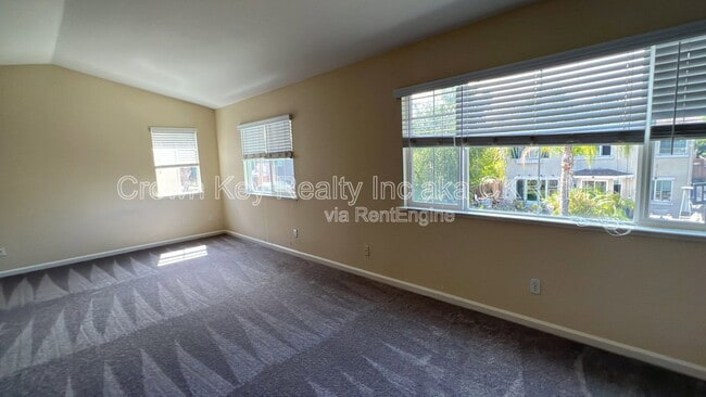 Building Photo - 1140 Dominique Dr