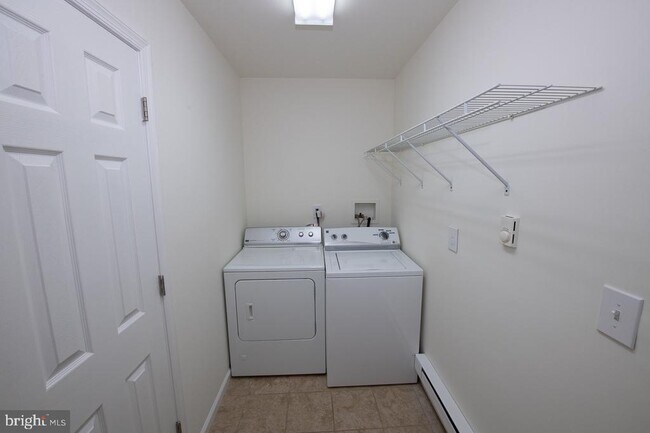 Building Photo - 4707 Smick St