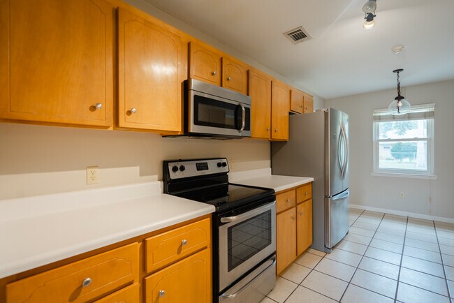 Building Photo - 1442 Harrier Hollow