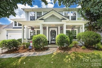 Building Photo - 1008 Millbank Dr