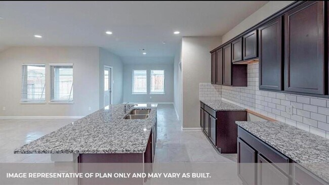Building Photo - 6931 Morales Way