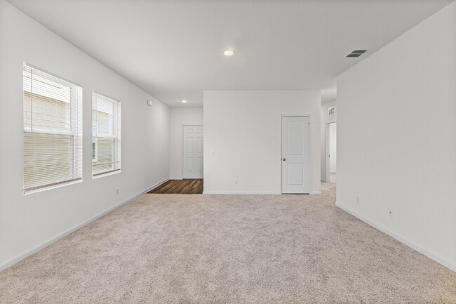 Building Photo - 1136 King Eider