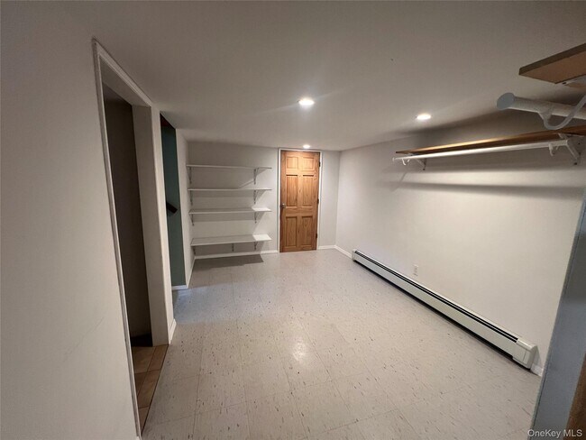 Building Photo - 76 Mt Pleasant Rd