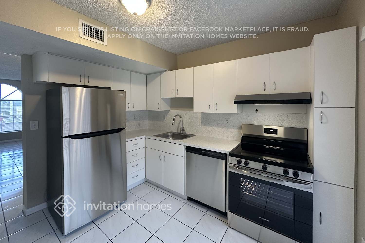 Building Photo - 7211 W 24th Ave