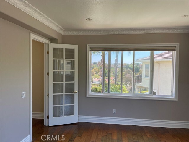 Building Photo - 28592 Point Loma