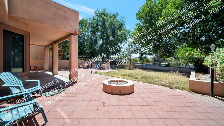 Building Photo - 15352 S Camino Agua Azul