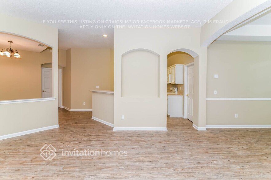 Building Photo - 1607 Brighton Bluff Ct