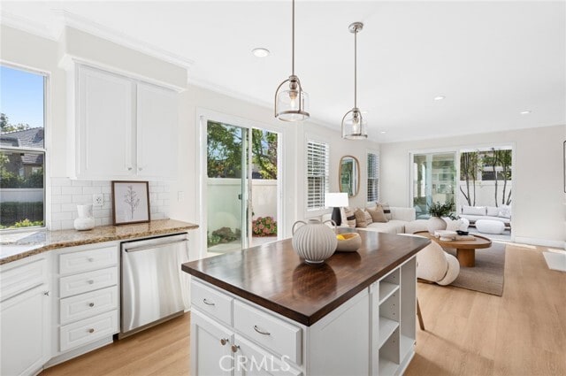 Building Photo - 20 Fecamp