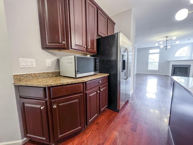 Building Photo - 3909 Beeker Mill Pl