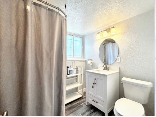 Building Photo - 13121 E 31st Ave