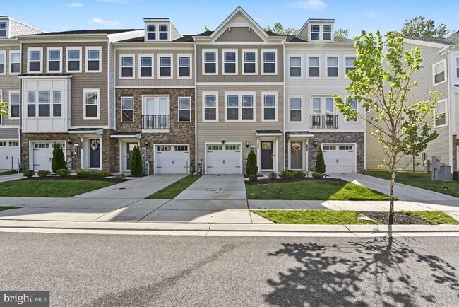Building Photo - 238 Waterstone Rd