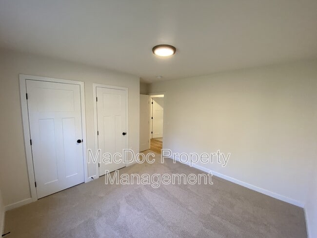 Building Photo - 54 Azalea Way