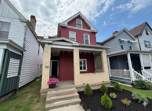 Building Photo - Use Your Tax Return For This Sweetheart of a Deal! Want to stop renting and finally own your own ...