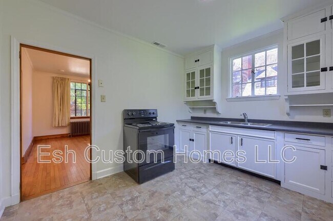 Building Photo - Safe Harbor Village - 3