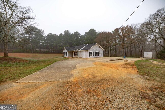 Building Photo - 641 Honey Creek Rd