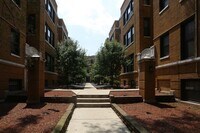 Building Photo - 730 W Barry Ave
