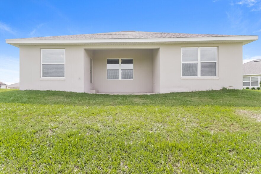 Building Photo - 7083 Lamium Ct