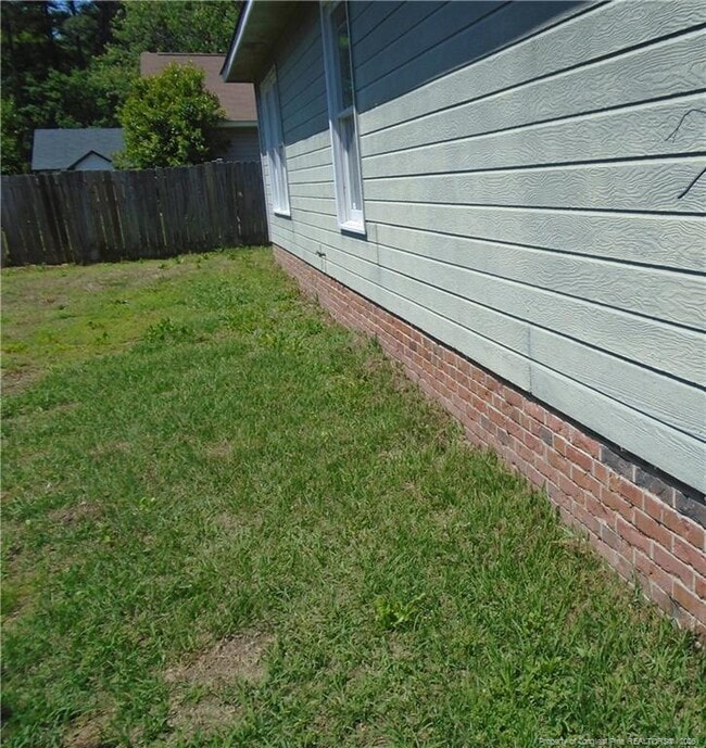 Building Photo - 5595 Quietwood Pl