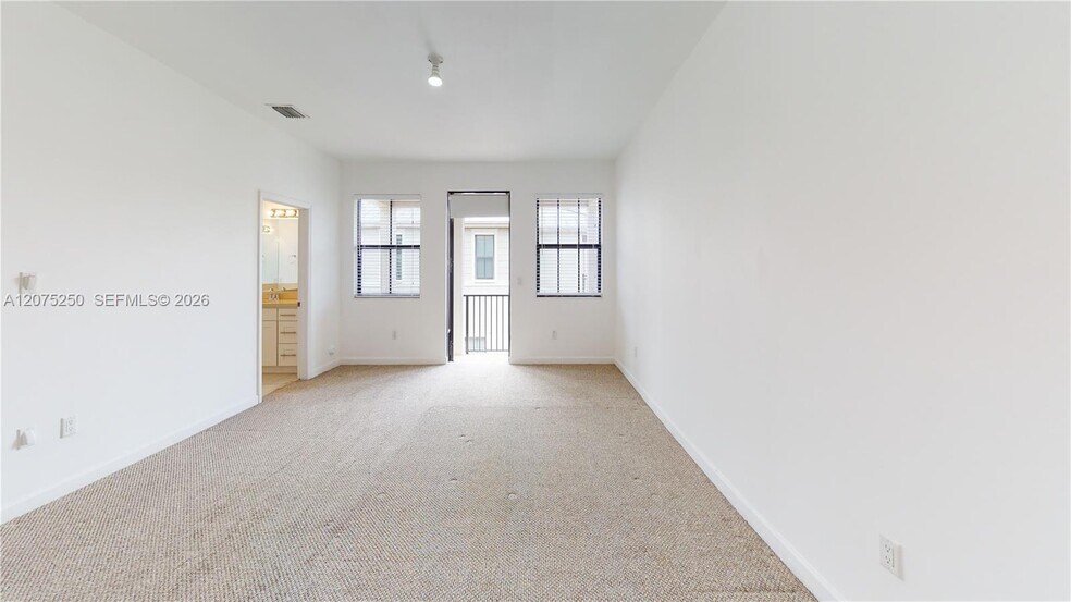 Building Photo - 10428 NW 61st St
