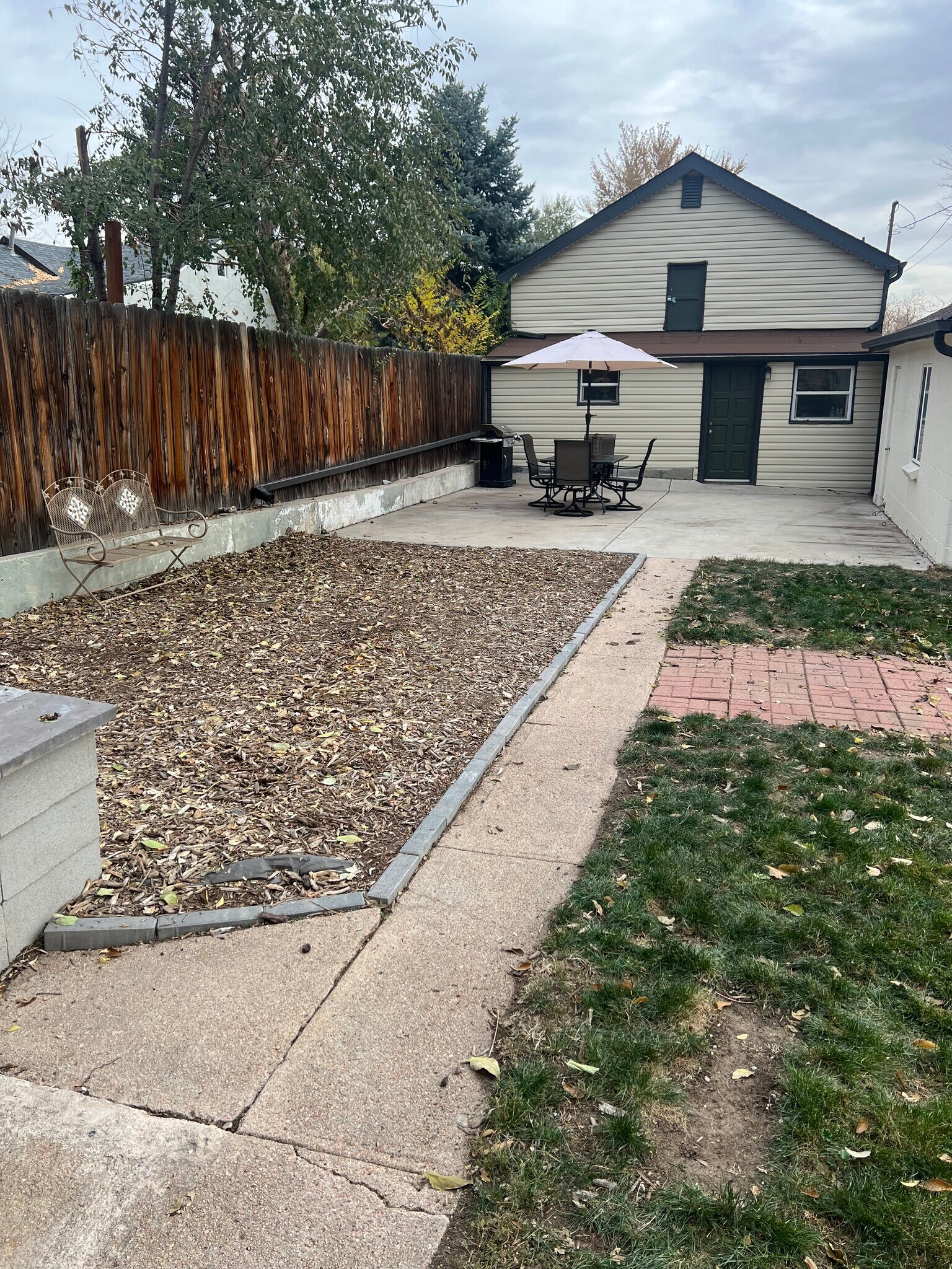 Building Photo - 251 S Quitman St