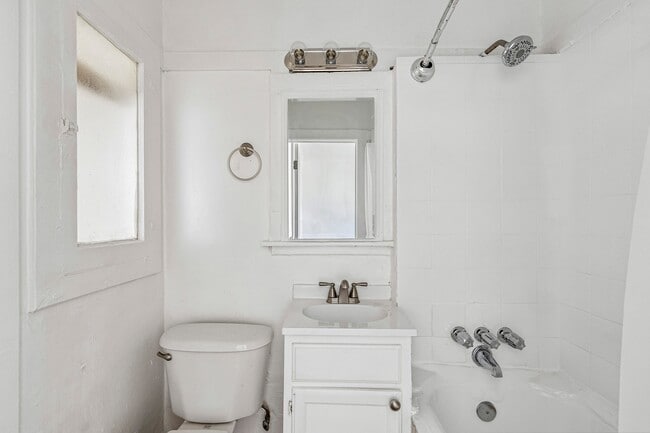 Floorplan - 4214-4240 S. Hoover St.