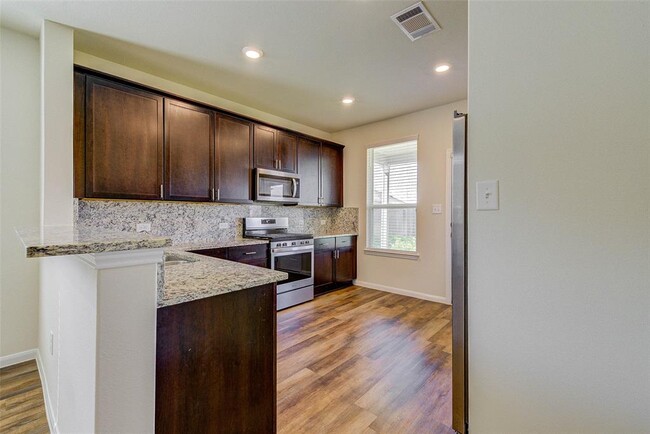 Building Photo - 17911 Grassy Prairie Dr