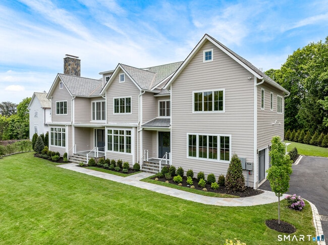 Building Photo - 68 Dearfield Dr