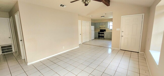 Building Photo - 5805 Gale Ct