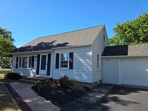 Building Photo - Greece Spacious 3 Bedroom 2 Full Bath Home...