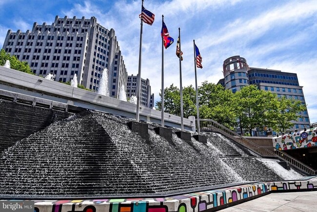 Building Photo - 4620 N Park Ave