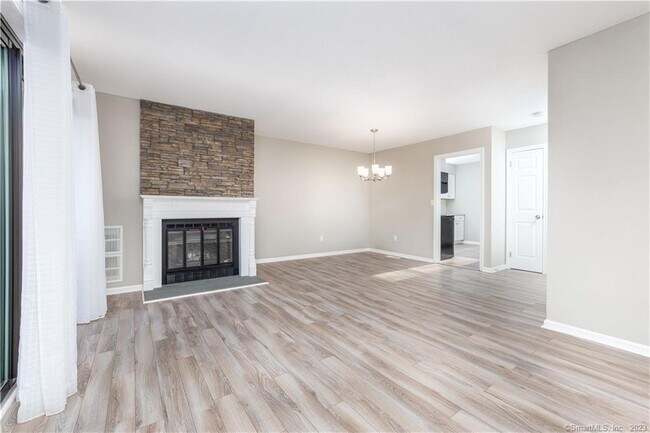Building Photo - 266 Conestoga Way
