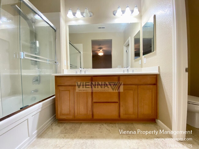 Building Photo - 3301 Leiper Loop