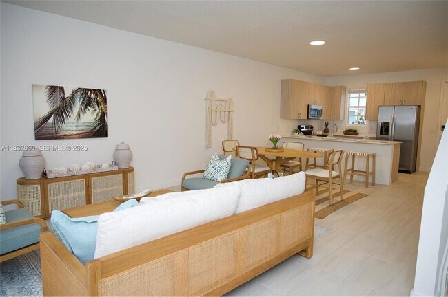 Building Photo - 3621 Blue Fin Wy