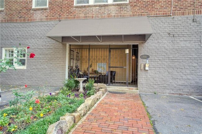 Building Photo - 1026 St Charles Ave NE