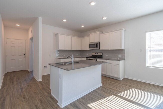 Building Photo - 3101 Windy Vane Dr