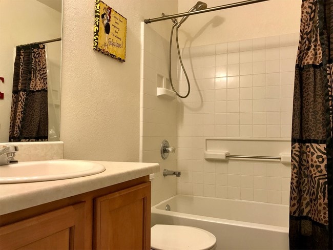 Building Photo - 13950 Adams St