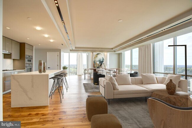 Building Photo - 1781 N Pierce St