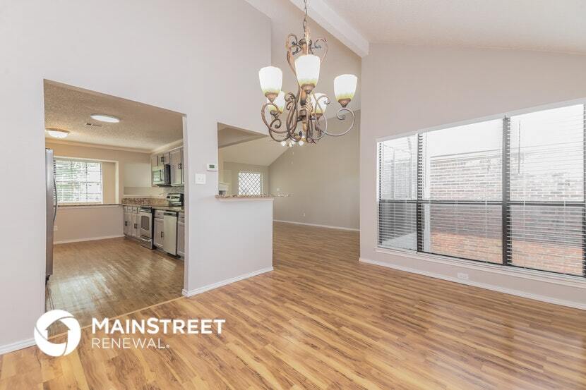 Building Photo - 6228 Los Altos Dr