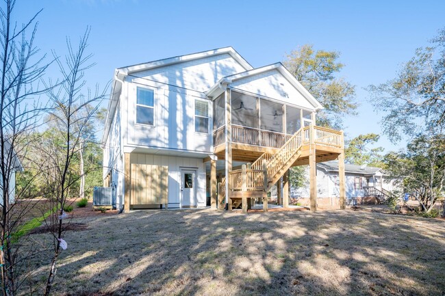 Building Photo - Premiere Oak Island Rental SHORT TERM LEAS...