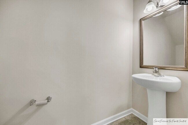 Building Photo - 243 Gum Swamp Trl