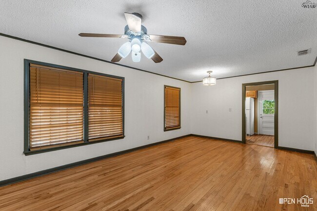 Building Photo - 4337 Faith Rd