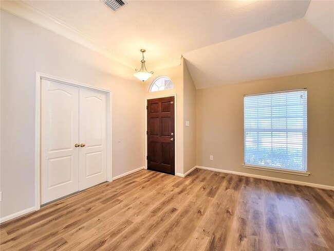Building Photo - 12307 Shadowvista Dr
