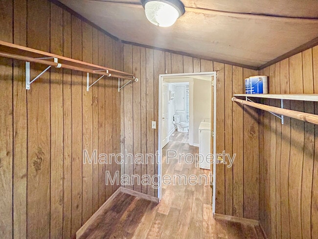 Building Photo - 1 Traction St