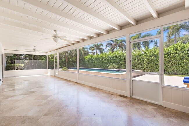 Building Photo - 210 Ellamar Rd