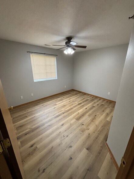 Building Photo - 5908 Sutton Pl