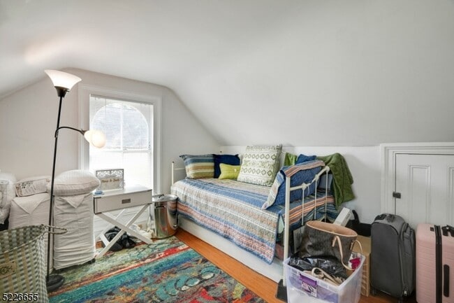 Building Photo - 94 Park St